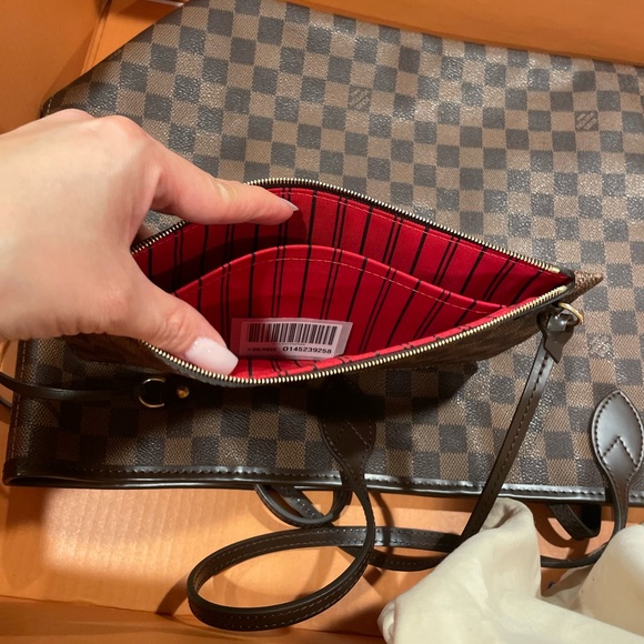 Authentic Louis Vuitton Neverfull GM Damier. - Picture 2 of 16